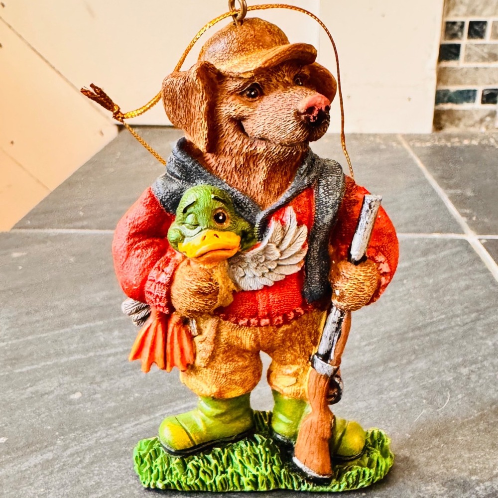 VTG Hunting Dog Christmas‎ Ornament Duck Retriever Gun Festive Holiday Decor